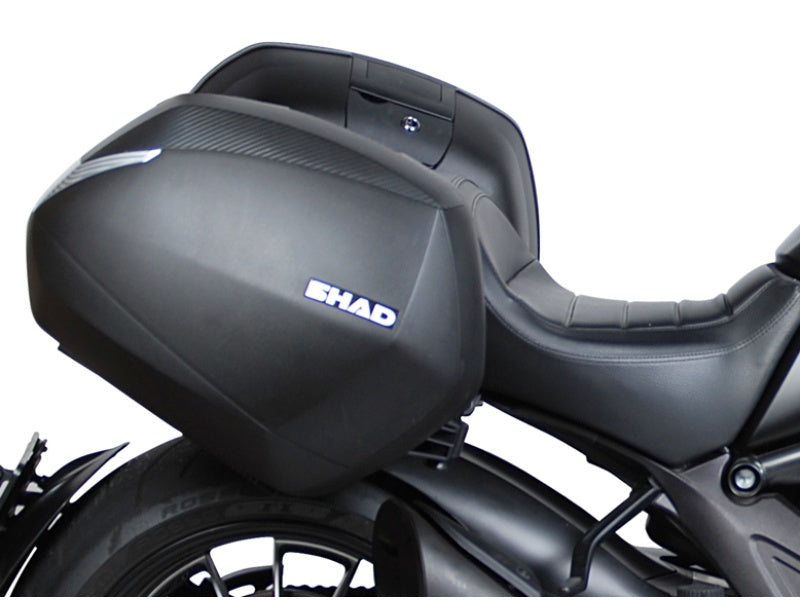 Ducati Diavel 1200 (12-18) SHAD 3P Pannier Fitting Kit