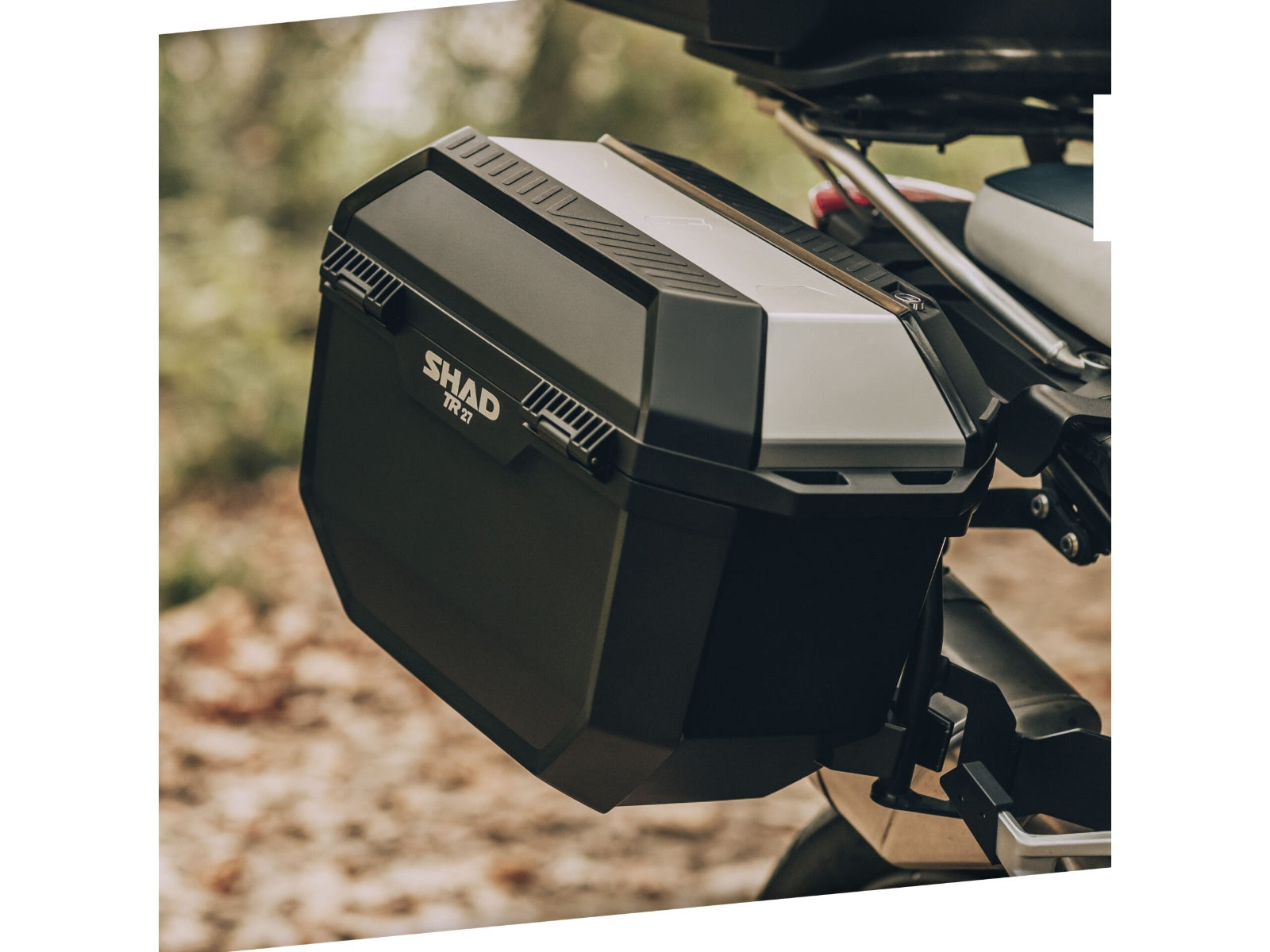 SHAD TR27 Panniers inc Aluminium Covers