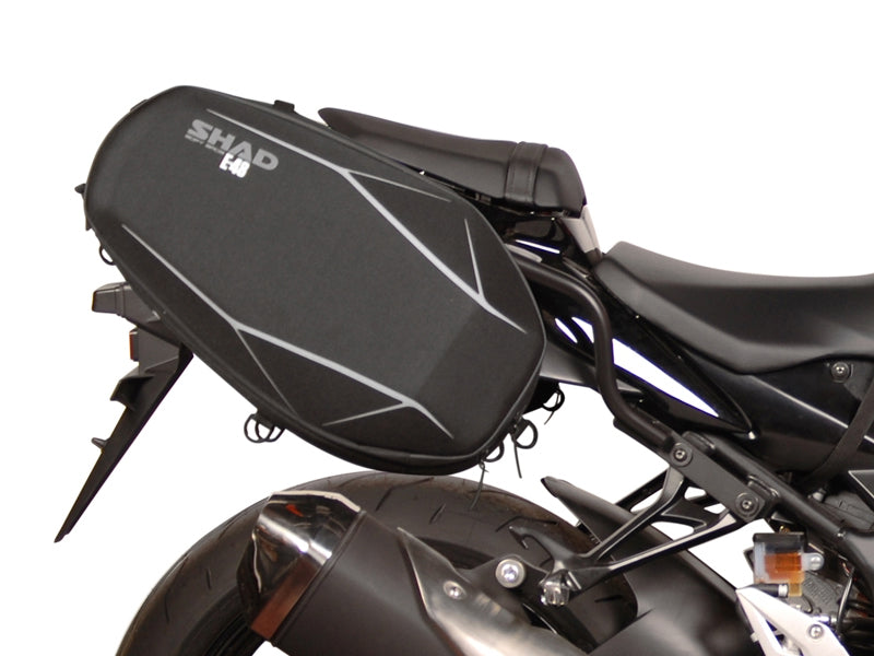 Suzuki GSR750 (11-17) SHAD Soft Pannier Fitting Kit
