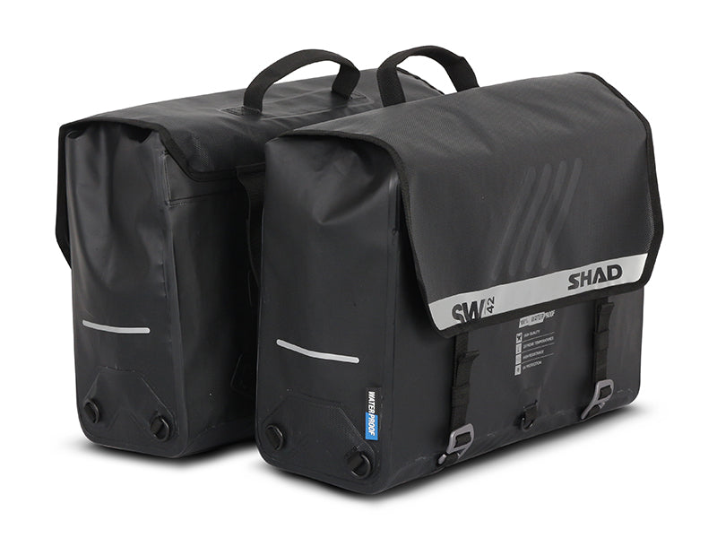 SHAD SW42 Side Bags Main image